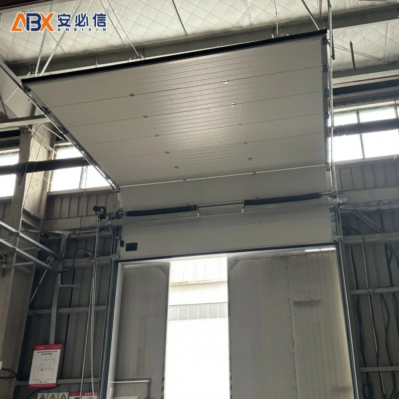 益阳市翻板滑升门